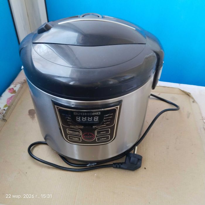 Продам мультиварку REDMOND  M30