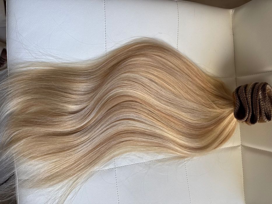 100% натурална индийска коса, 50 см, 205 грама.