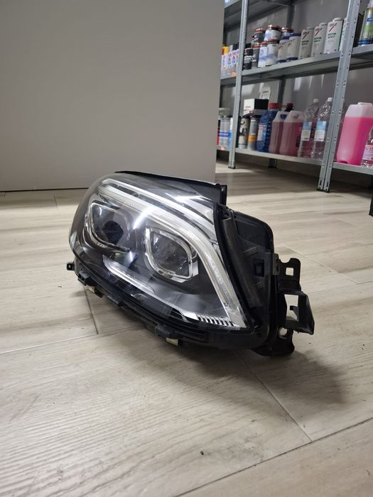 Far dreapta Mercedes-Benz GLE 350d 4MATIC 2017