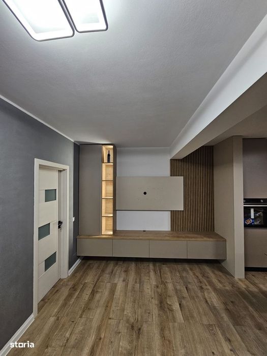 Apartament 2 camere, curte proprie