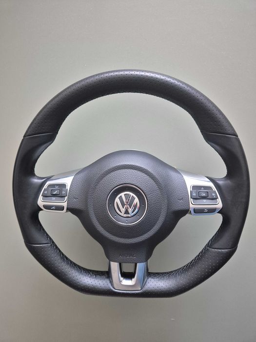 VW Scirocco скосен волан с еърбег + DSG пера/GTD/ GTI – Golf 5/6, Passat B6/B7, Caddy
