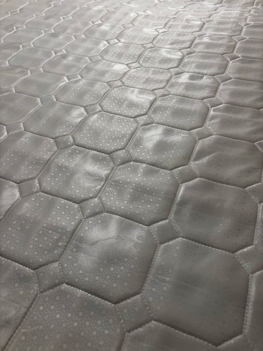 Матрац в хорошем состоянии