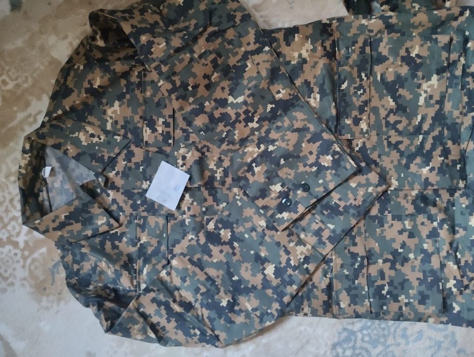 Продам срочно костьюм