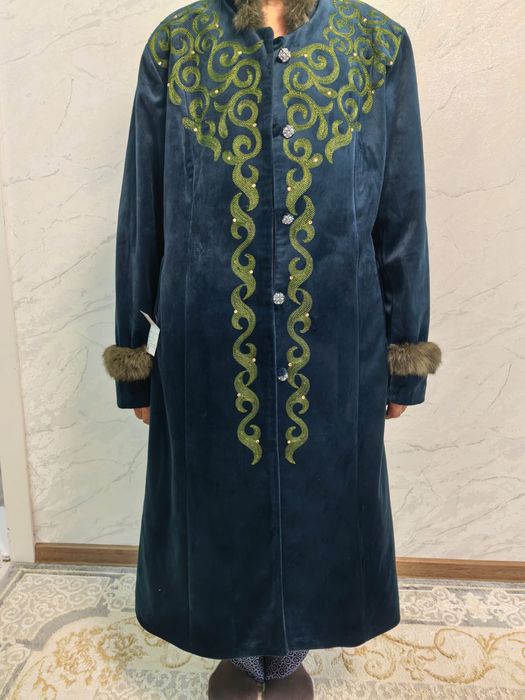 Шапаны ,камзол продам