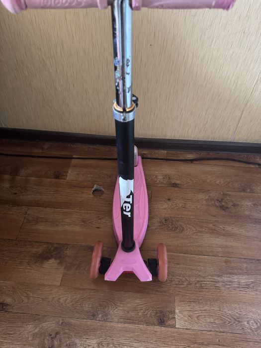 Самокат детскии