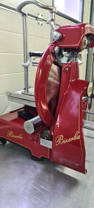 Mașină manuala de feliat șuncă