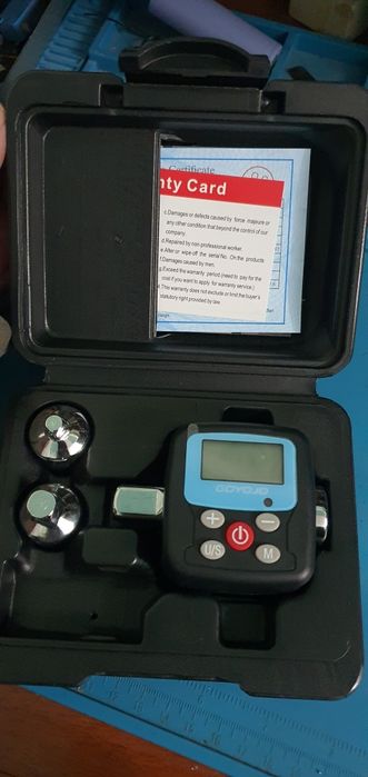 Продается динамометрический ключ электронный