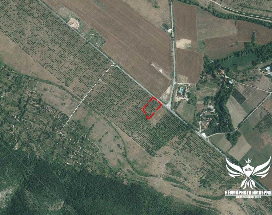 Продавам 2бр. земи 5500кв.м. в гр.Асеновград м.Параколово(1ва линия)