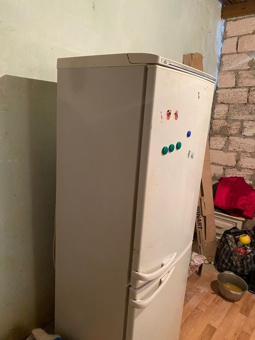 Б/у холодильник Atlant