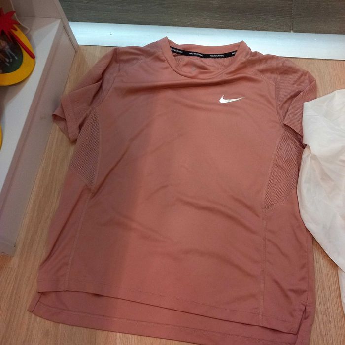 Nike ветровка, потници, тениска