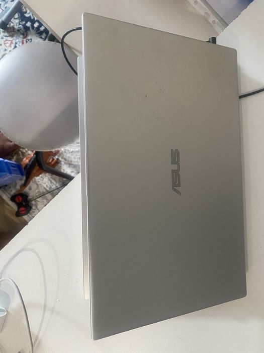 Asus vivabook Продам