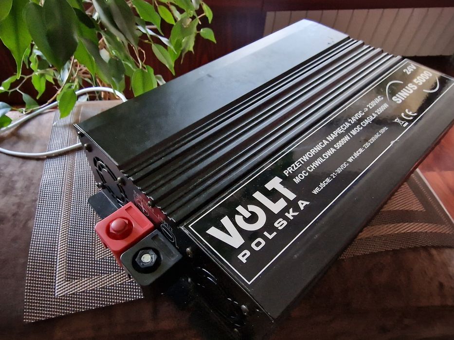Convertor de volti 5000 W SINUS 5000, Volt Polska, 24/230V, 2500/5000W