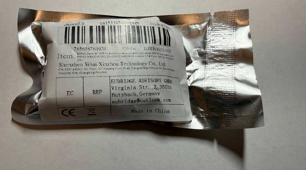 ESP32 с цокъл за външна антена