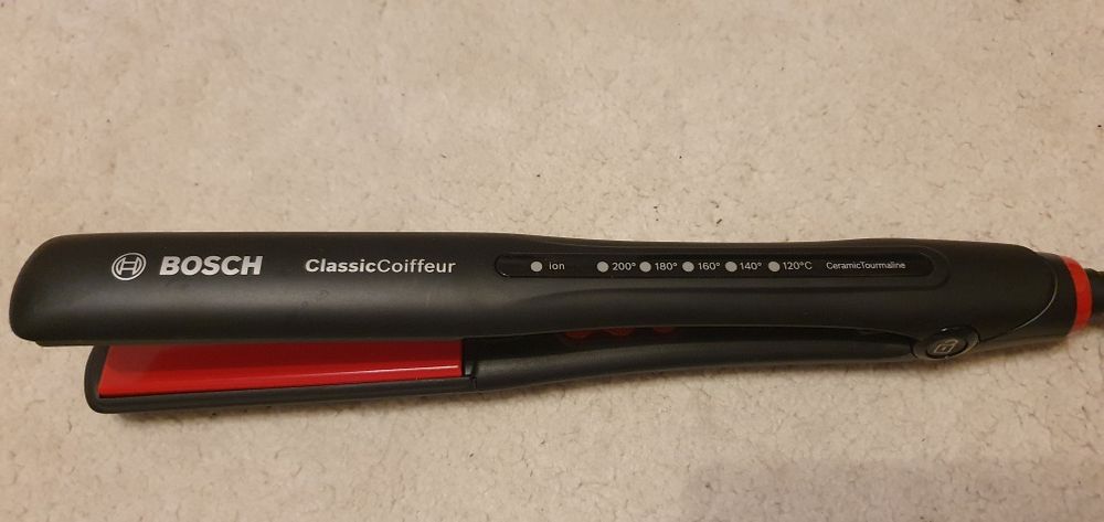 Placa indreptat parul Bosch cu ionizare