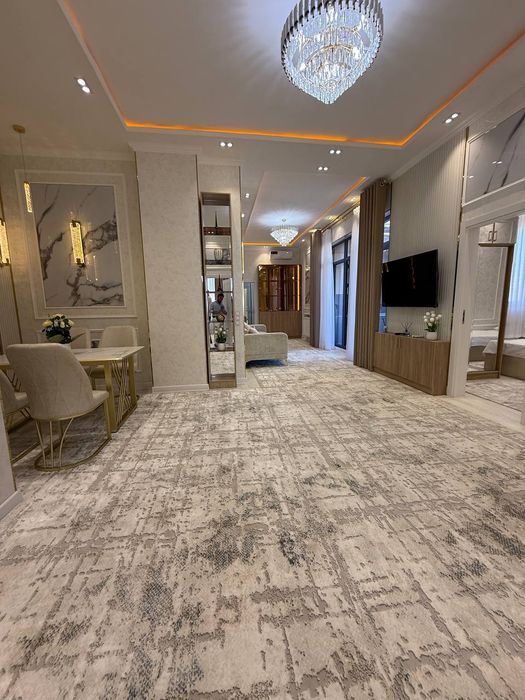 ПЕНТХАУС   5/8/8.  Яккасарой Ракат махалла Аския