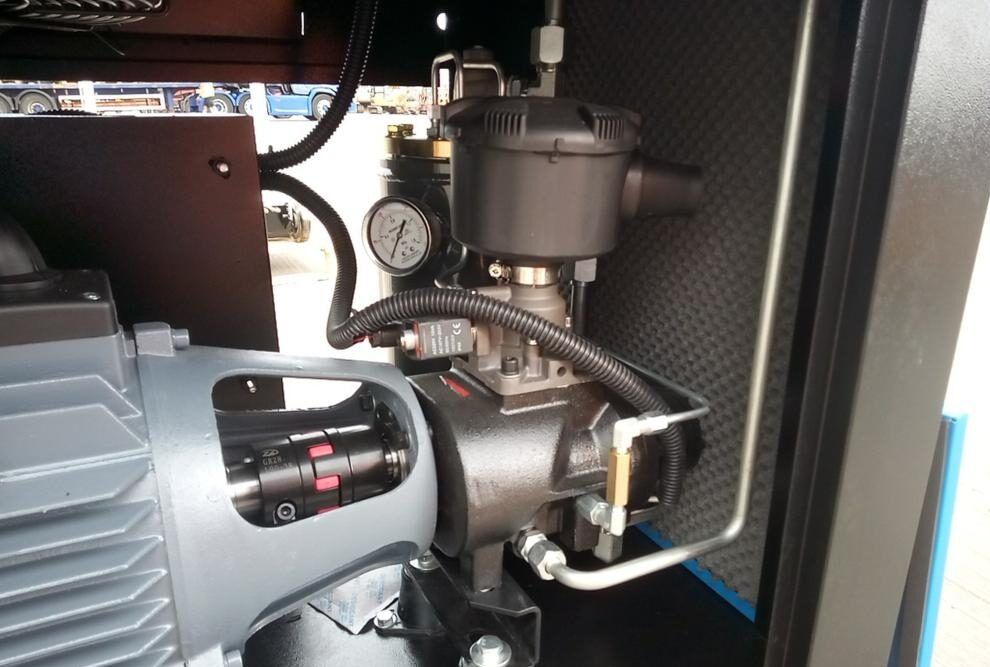 Compresor Aer cu Surub, Zelfir 10HP / 7.5kW