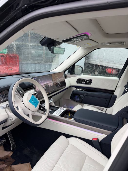 Zeekr 9x 50kw nd 40 full sideniya aylanadi