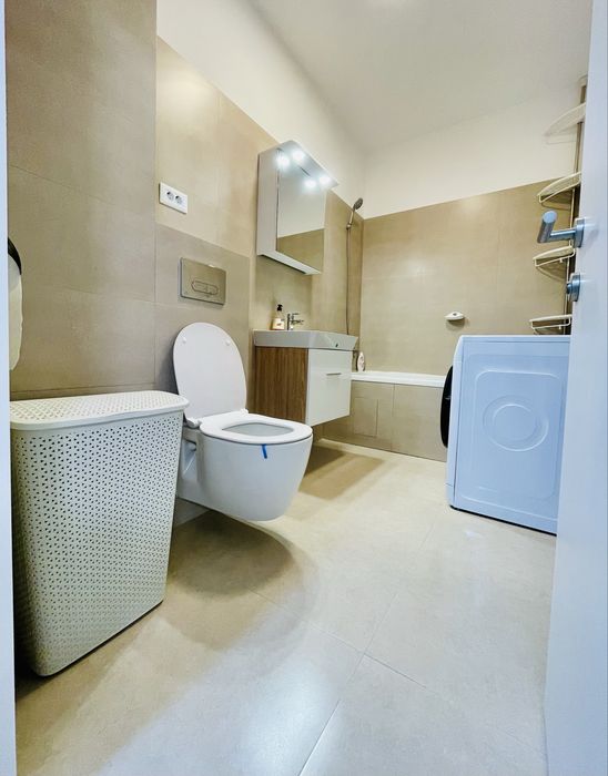 Prima inchiriere apartament 2 camere Pacii - complex Maniu 141