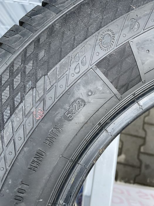 Cauciucuri 225/75R16C Continental, anvelope 225/75/16C 121/120R 2023