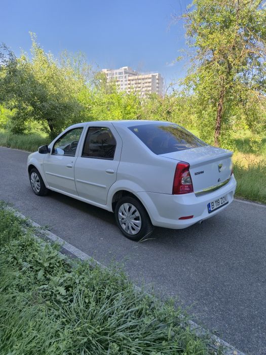 DACIA Logan 2012