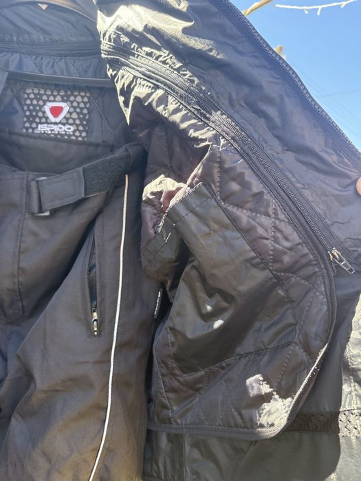 Мото екип почти нов