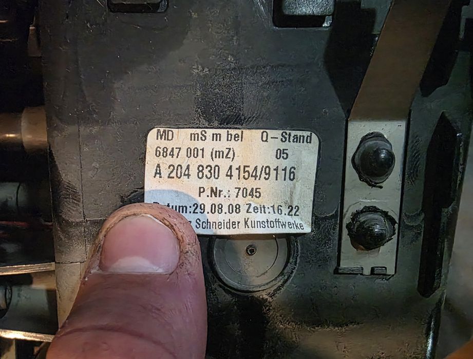 Grila centrala aer mercedes c class w204