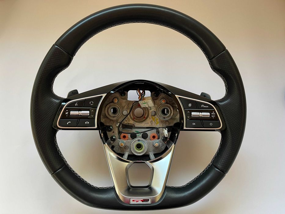 Оригинален с перфорирана кожа Мулти волан с пера Kia Stonic GT Line