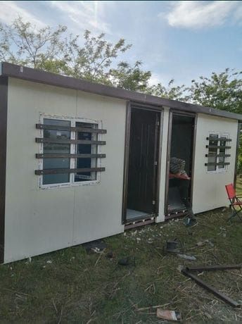 Vand containere tip casă din panou sandwich 5*2.5m