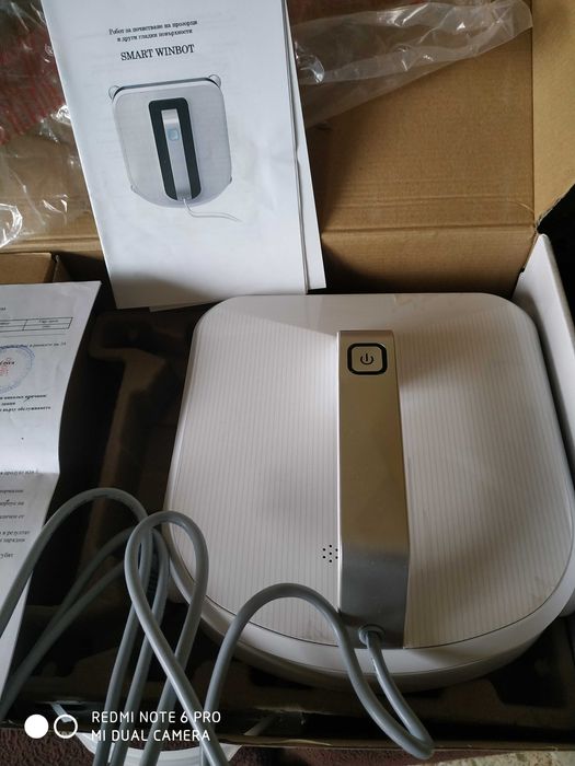 Робот за почистване на прозорци Smart Winbot + препарат