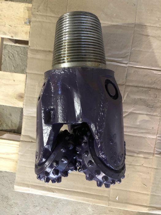 Сондажно триролково длето