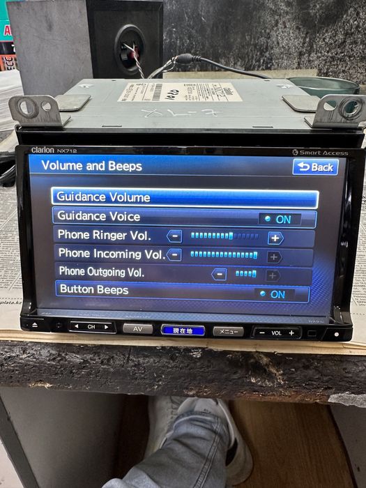 Магнитолла Clarion