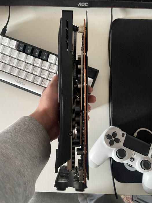 Видеокарта  RX 5600xt