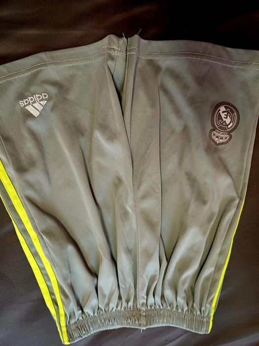 Къси панталони adidas