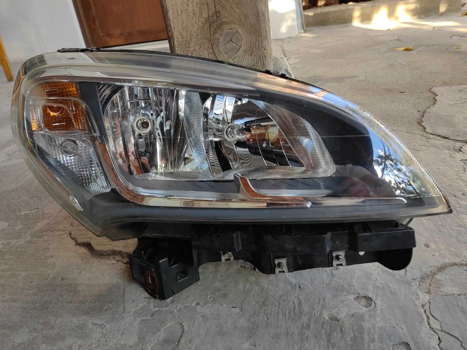 Фар Fiat Doblo 2015 десен / Фар Фиат Добло Оригинален