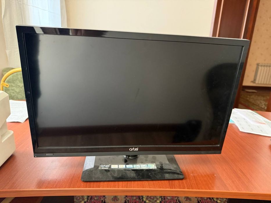 Телевизор 32-24 uzdigital подерживает