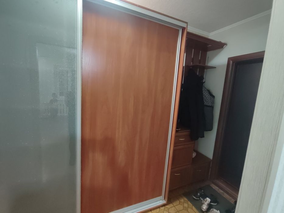 СРОЧНО! Продам шкаф купе для прихожей