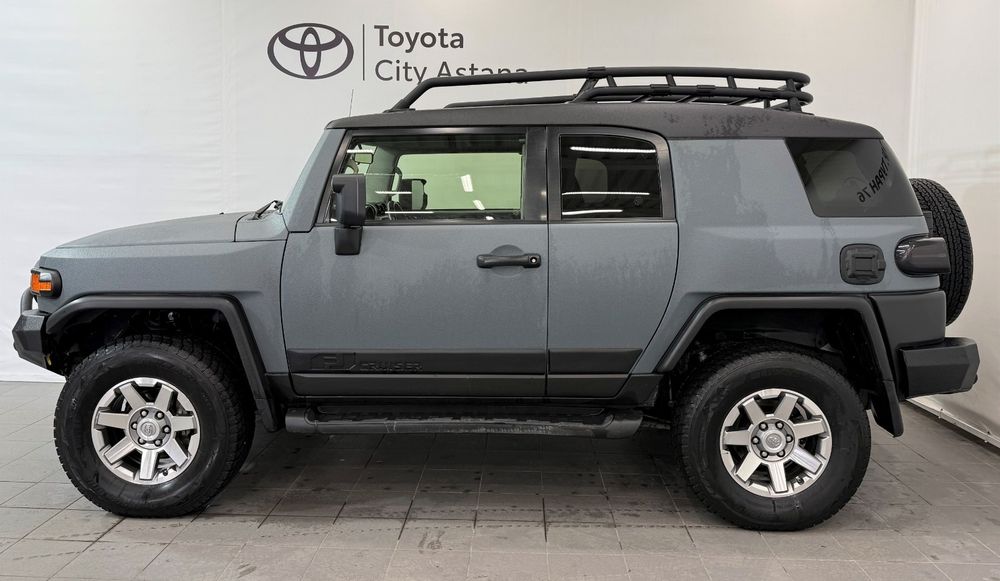 Toyota FJ Cruiser
