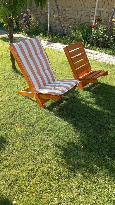 Стол шезлонг, Масив.