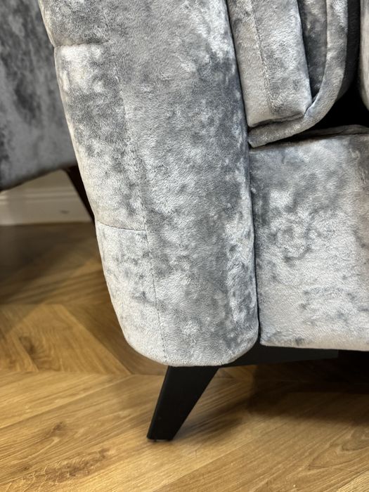 Диван продам срочно