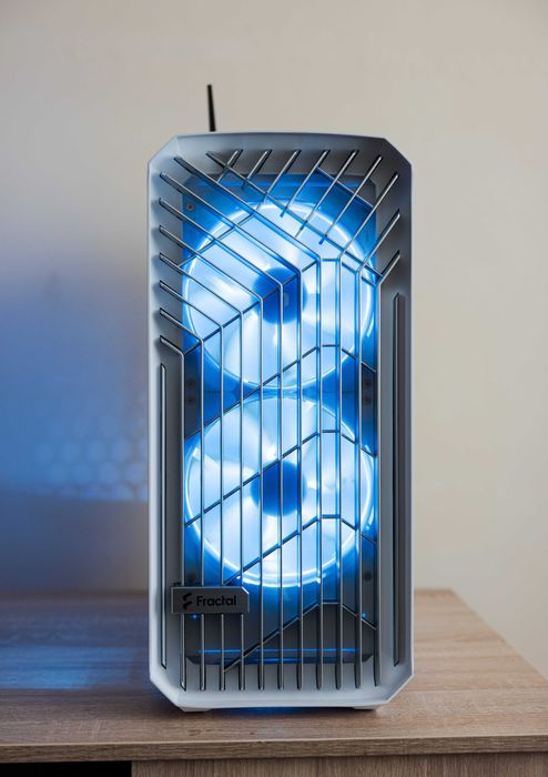 PC Workstation editare foto video – performanță ridicată, stabilitate și răcire premium