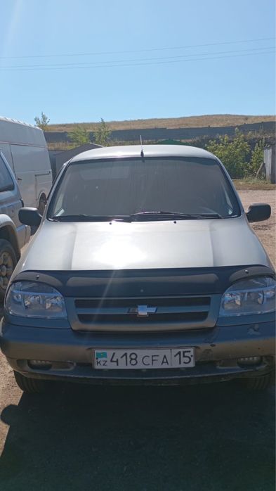Chevrolet niva 2005 1.8