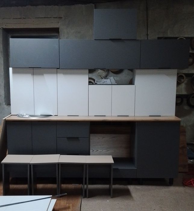 Кухонный гарнитур новый