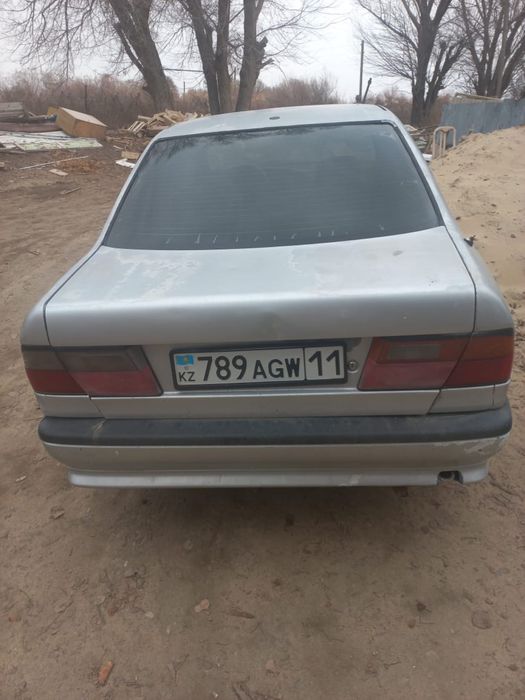 Машина сатылады 300 000