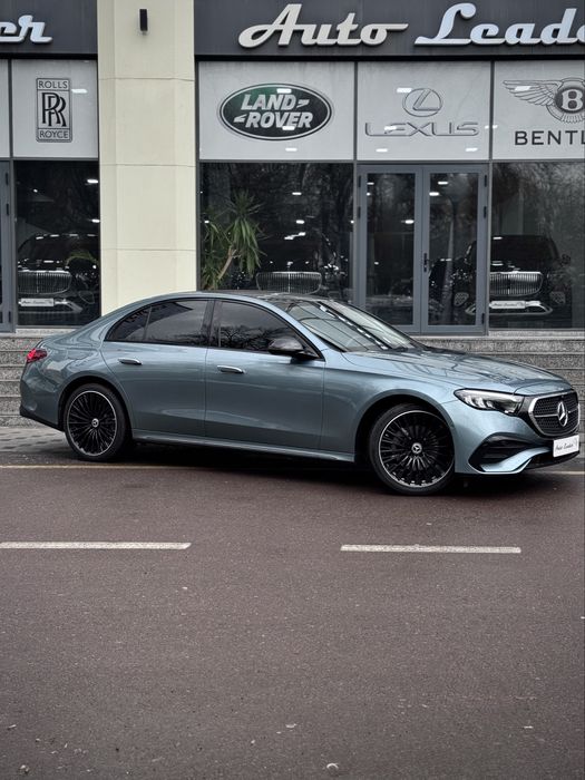 Mercedes-Benz W214 E260