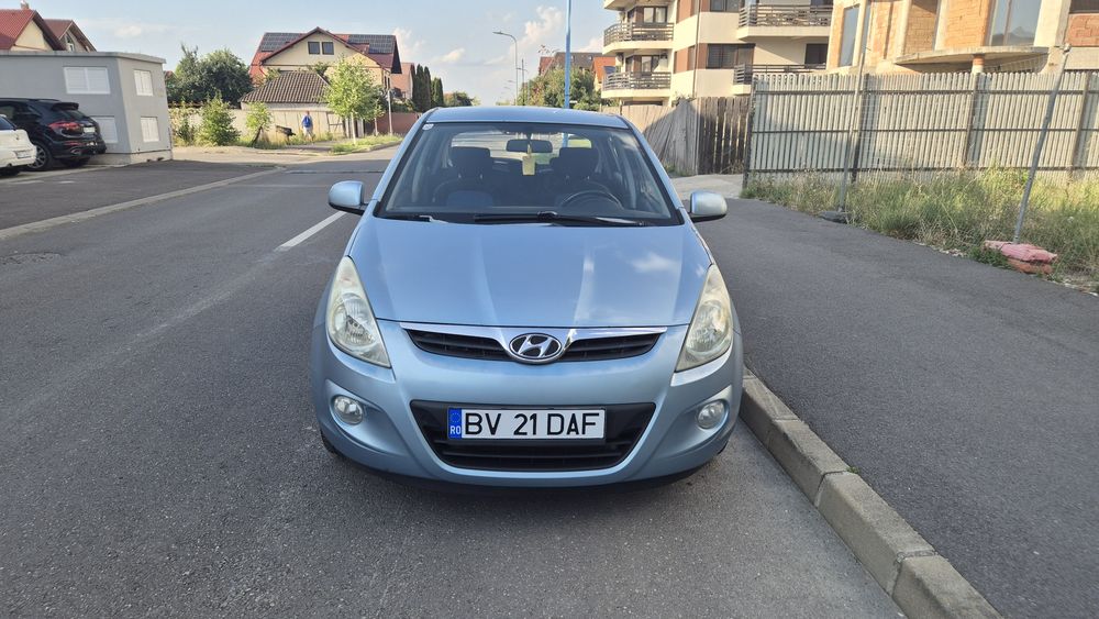 HYUNDAI i20 2009 — imagine 3