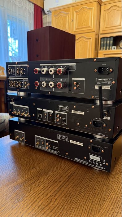 Amplificator Marantz pentru audiofili PM8006