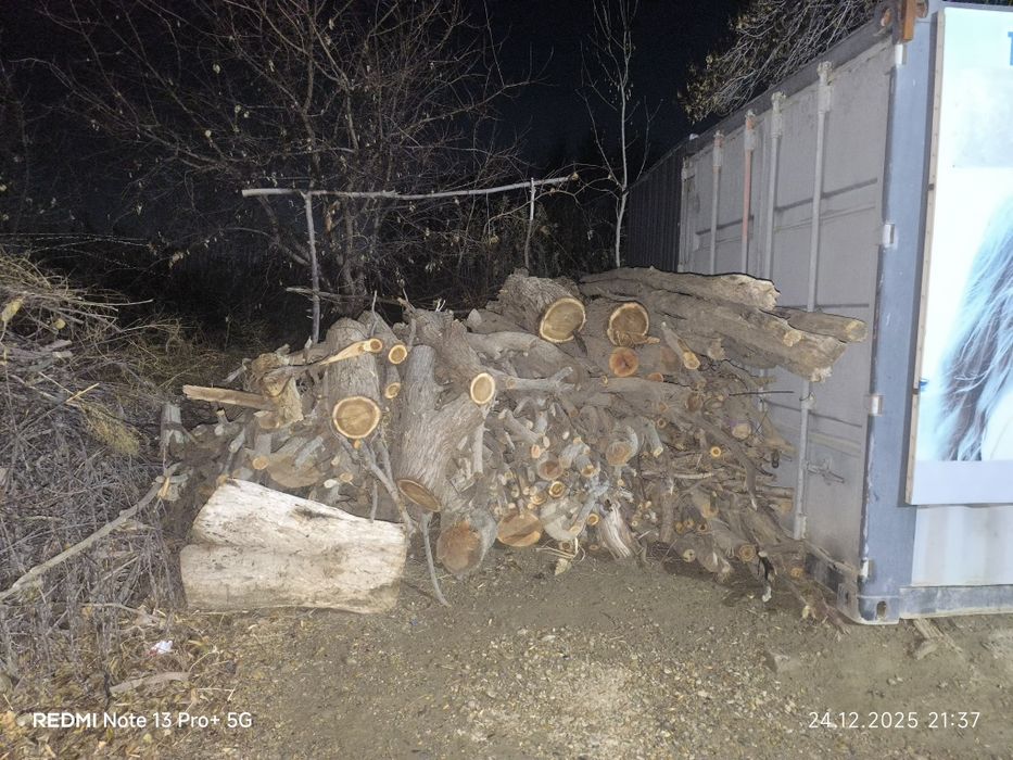 Кунда утин сотилади