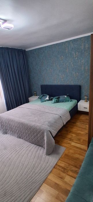 Închiriez  2 apartament cu 3 ,4cam.