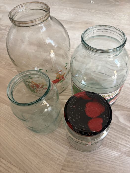 Банки разных размеров