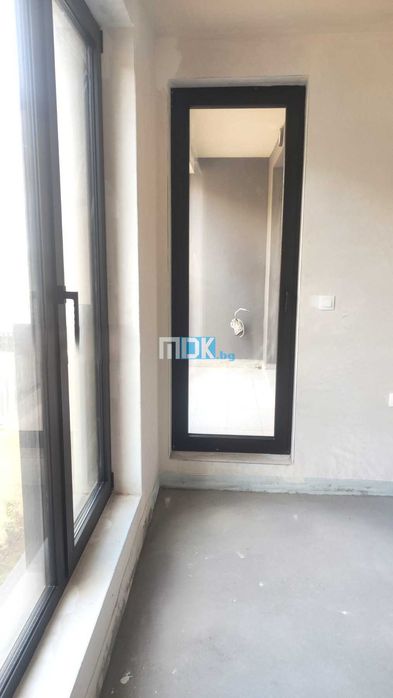 Продава се Двустаен апартамент в Пловдив, Тракия - 62 кв.м за 949 €/кв.м - Снимка #5